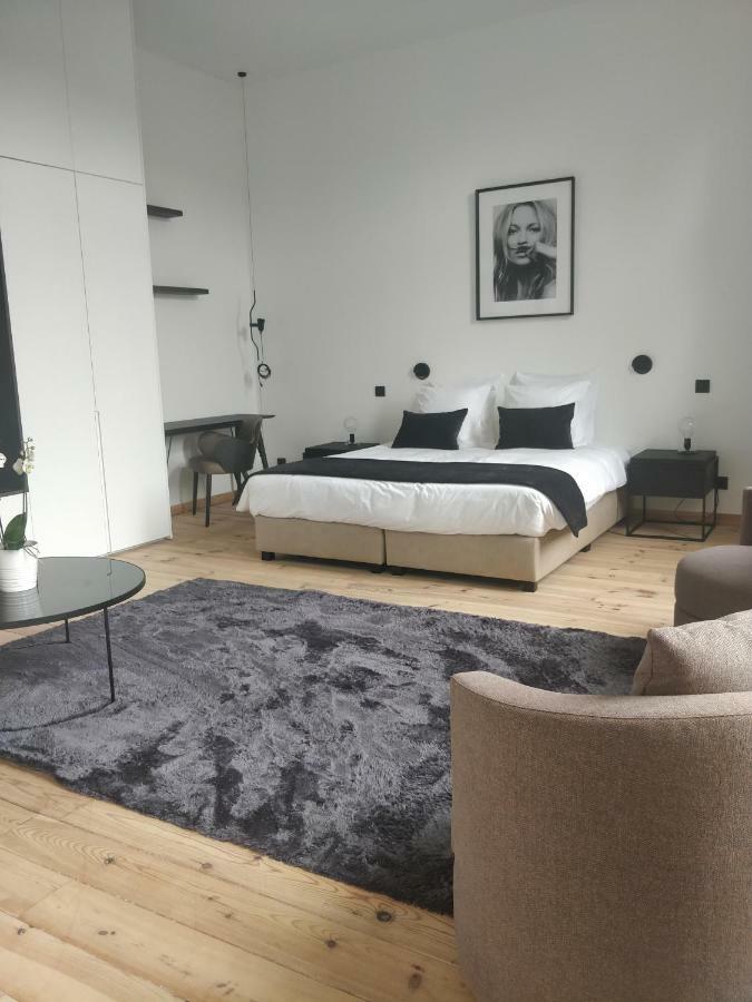 The Wise House Hotel Hastiere-par-dela Luaran gambar
