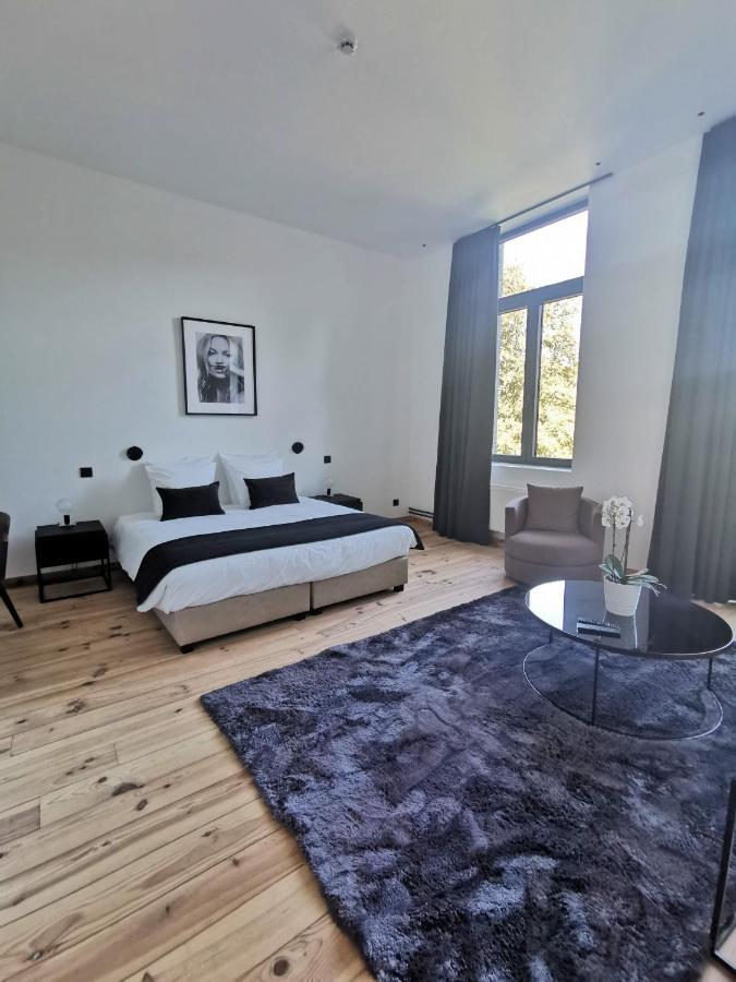 The Wise House Hotel Hastiere-par-dela Luaran gambar