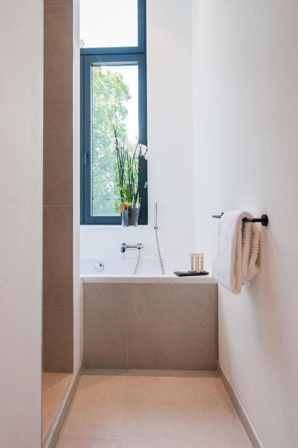 The Wise House Hotel Hastiere-par-dela Luaran gambar